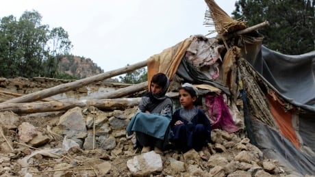 Powerful quake in Afghanistan kills at least 1,000 people