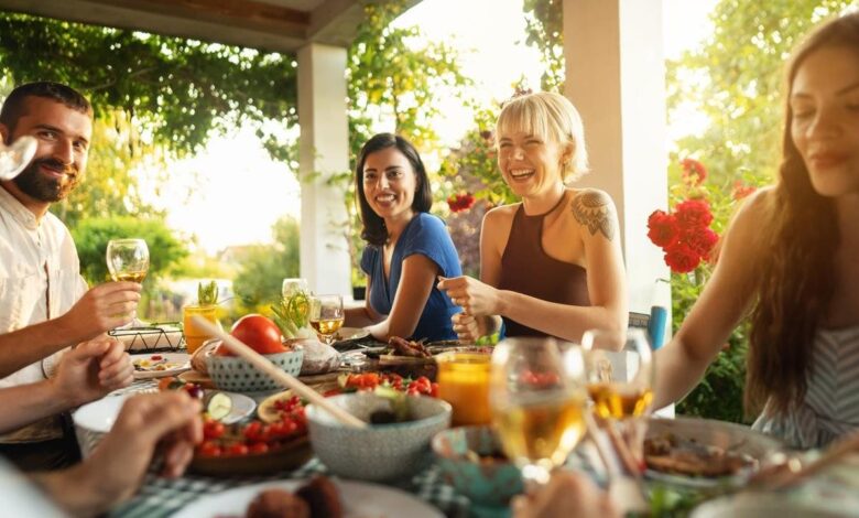 Make Summertime Entertaining a Breeze with Simple and Delicious Seasonal Items