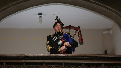The Piper Who Played Each Morning For The Queen Had A Symbolic Role At Her Funeral