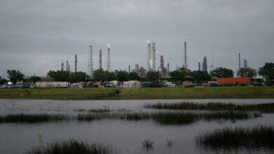 Oil refineries release lots of water pollution near communities of color, data show