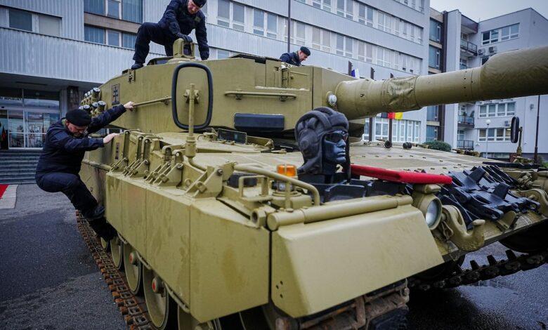 Ukraine has a new cache of weapons on the way — but not German tanks