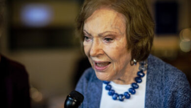 Former first lady Rosalynn Carter has dementia, her family says