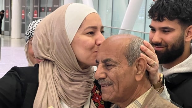 'I don't believe that I'm alive right now': Canadian recounts perilous journey from Gaza to Egypt
