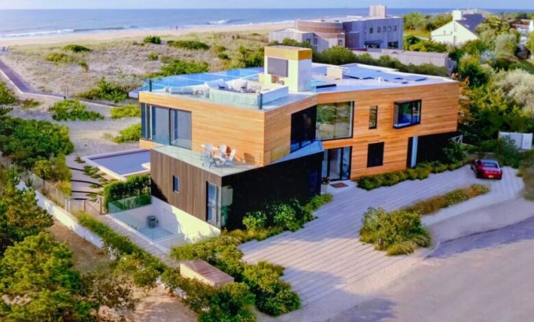 Million Dollar Beach House Streaming: Watch and Stream Online via Netflix