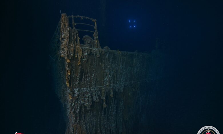 Titanic research dive reveals discovery, decay and new photos