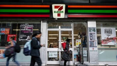 7-Eleven to close over 400 stores in North America