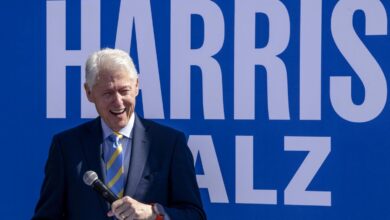 Former President Bill Clinton, Tim Walz rally in Durham and Winston-Salem as early voting kicks off