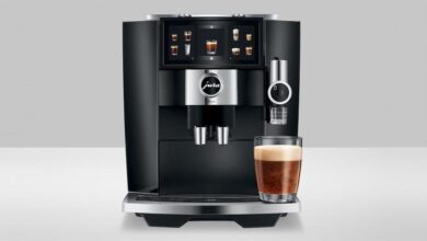 New JURA J8 twin makes coffee dreams come true with dual grinders, sweet foam function and more