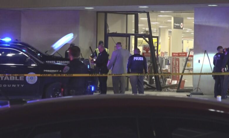 Pickup truck driver killed by police after driving through Texas mall and injuring 5