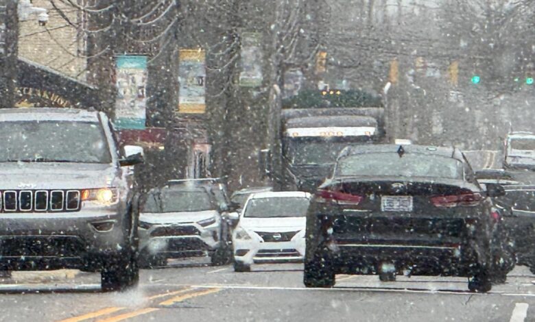 ⚠️Live updates⚠️ Gov. Stein holds emergency meeting; additional ice accumulation and snowfall expected in Wake, Johnston & several other counties