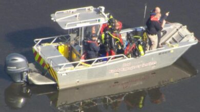 Hope Mills officers, firefighter recount pulling driver from lake in daring rescue