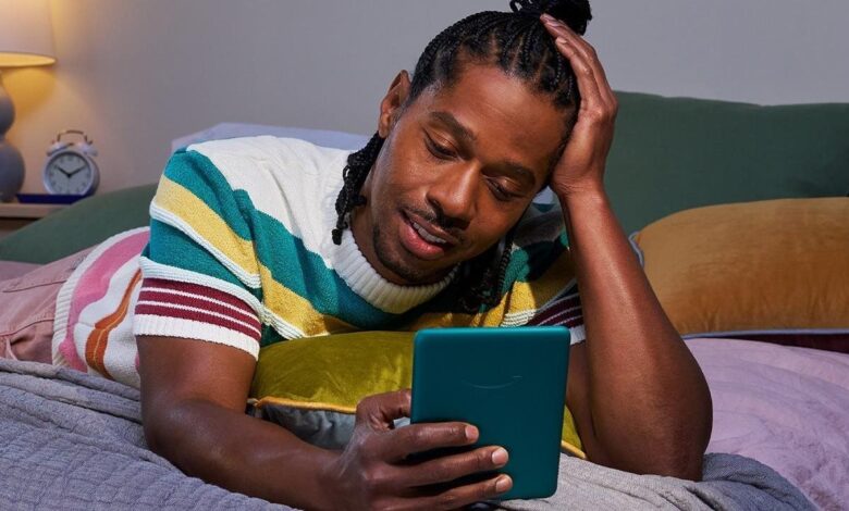 New research says 9:45 p.m. is ideal time to turn off notifications before bed